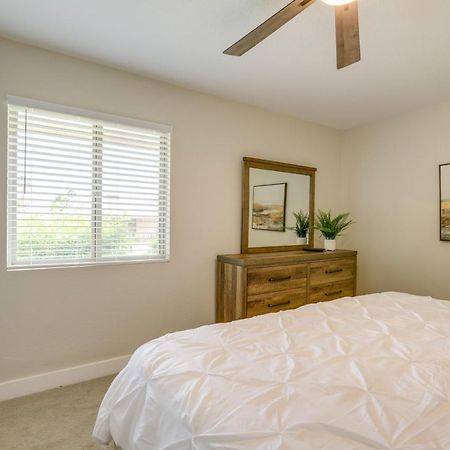 Sun City Retreat With Patio Near Golfing And Hiking! Exterior photo