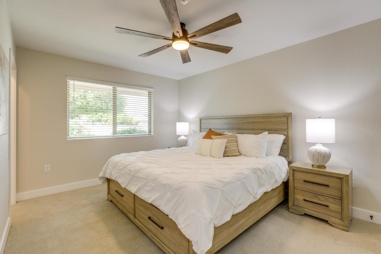 Sun City Retreat With Patio Near Golfing And Hiking! Exterior photo