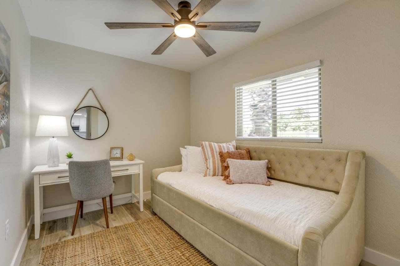 Sun City Retreat With Patio Near Golfing And Hiking! Exterior photo