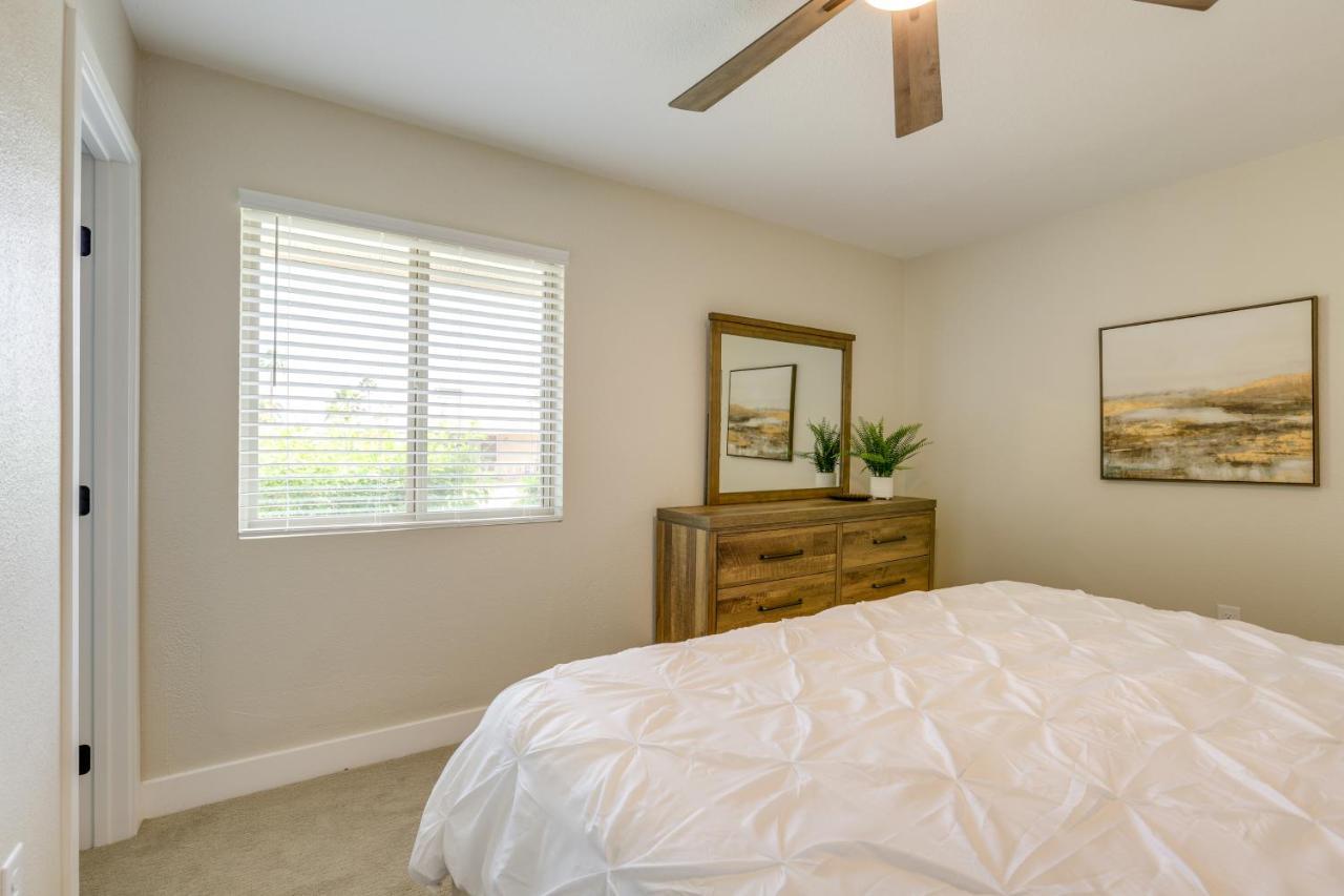 Sun City Retreat With Patio Near Golfing And Hiking! Exterior photo